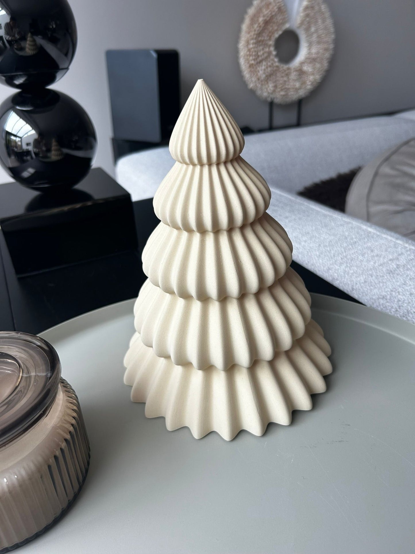 Christmas tree (Hollow)